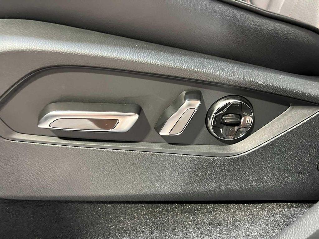 new 2026 Acura MDX car, priced at $70,950