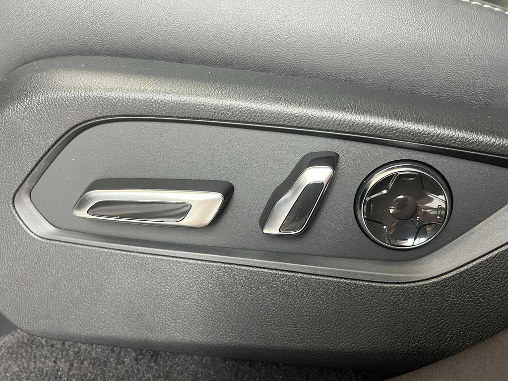 new 2026 Acura RDX car, priced at $49,150