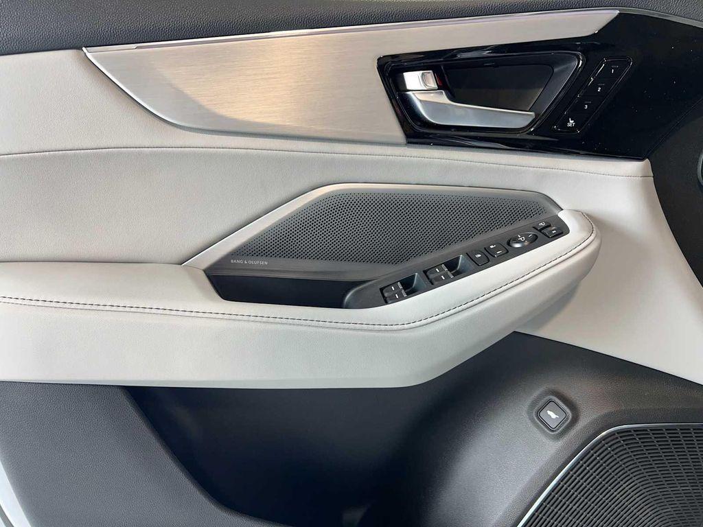 new 2026 Acura MDX car, priced at $60,850