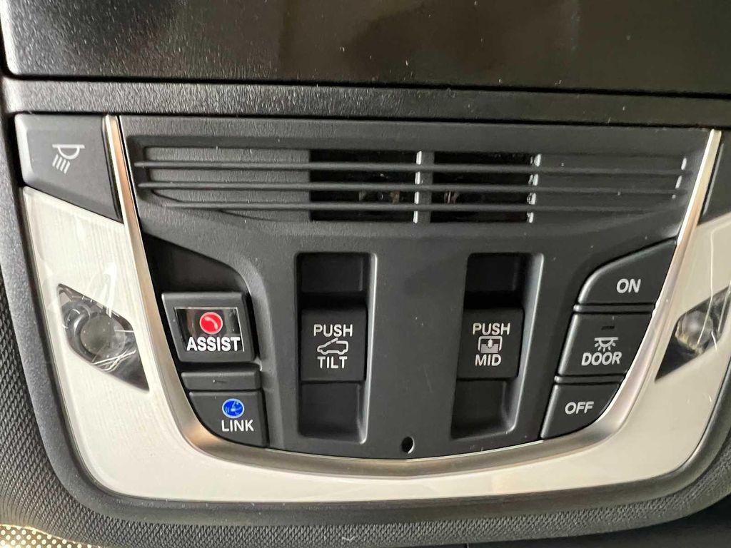 new 2026 Acura RDX car, priced at $46,550