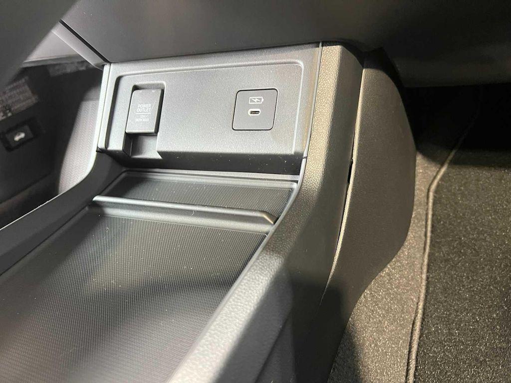 new 2026 Acura RDX car, priced at $49,150