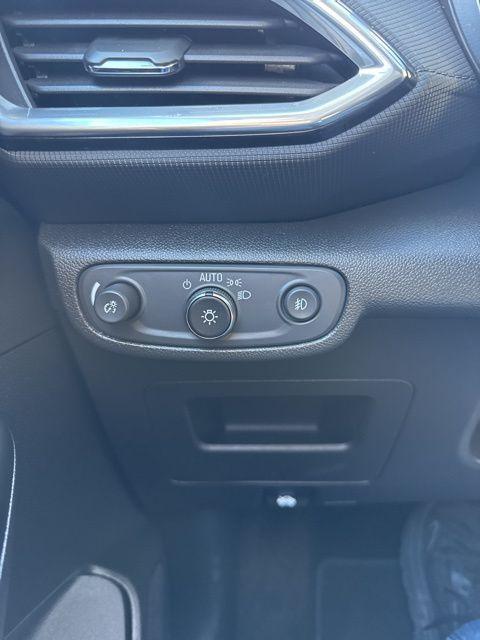 used 2023 Chevrolet TrailBlazer car, priced at $20,495