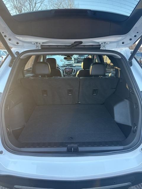 used 2022 Chevrolet Equinox car, priced at $24,900