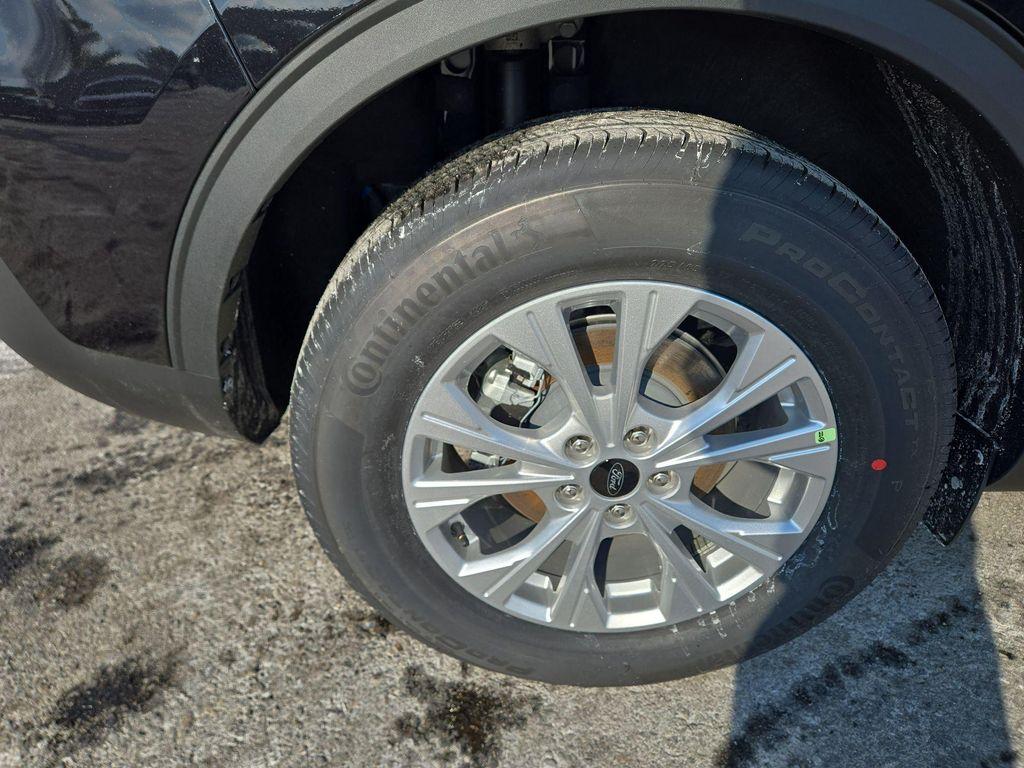 new 2026 Ford Escape car, priced at $37,093