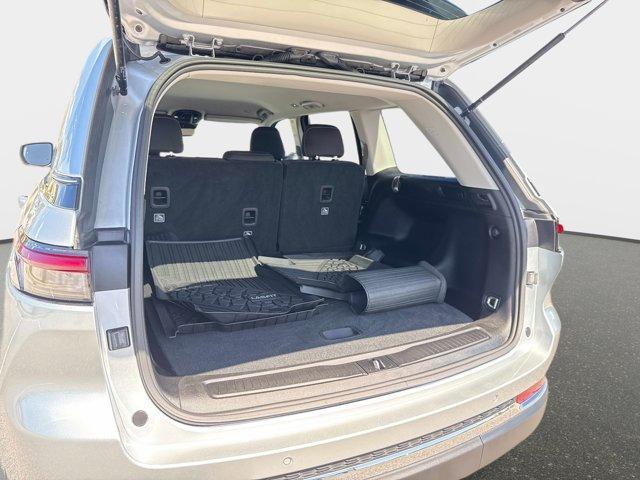 used 2023 Jeep Grand Cherokee car, priced at $25,200