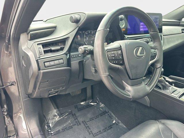 used 2024 Lexus ES 350 car, priced at $38,200