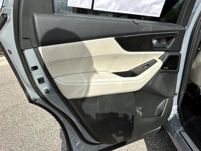 new 2026 Acura MDX car, priced at $77,200