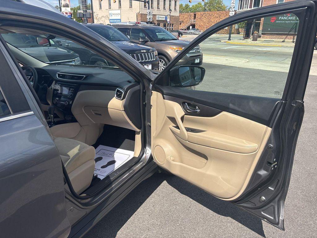 used 2016 Nissan Rogue car, priced at $9,795