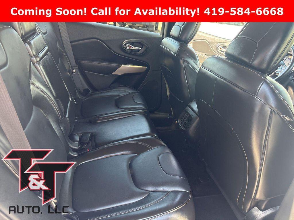 used 2018 Jeep Cherokee car, priced at $13,695