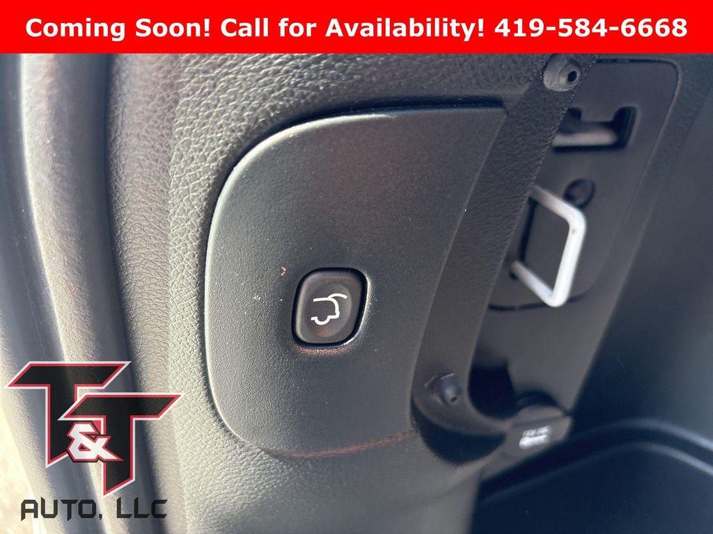 used 2018 Jeep Cherokee car, priced at $13,695