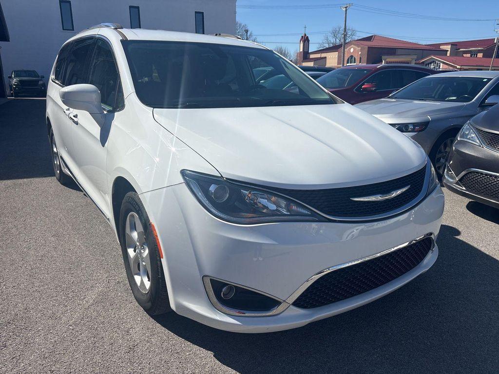 used 2017 Chrysler Pacifica car, priced at $13,295
