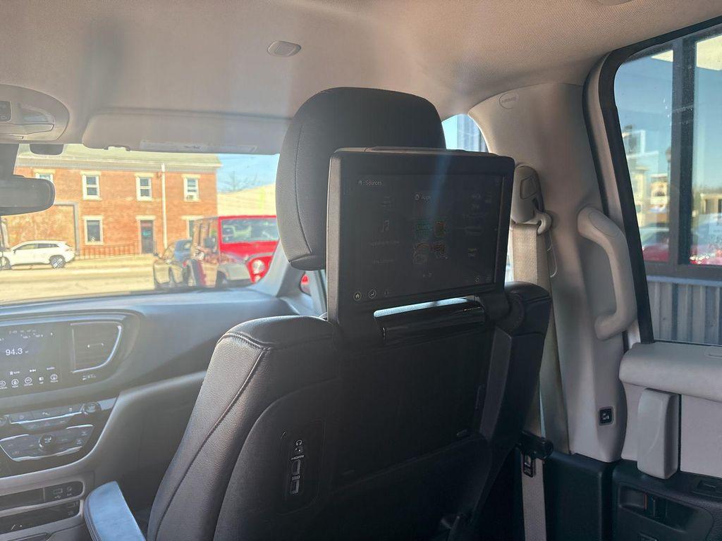 used 2017 Chrysler Pacifica car, priced at $13,295