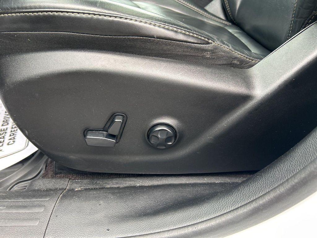 used 2016 Jeep Cherokee car, priced at $10,495