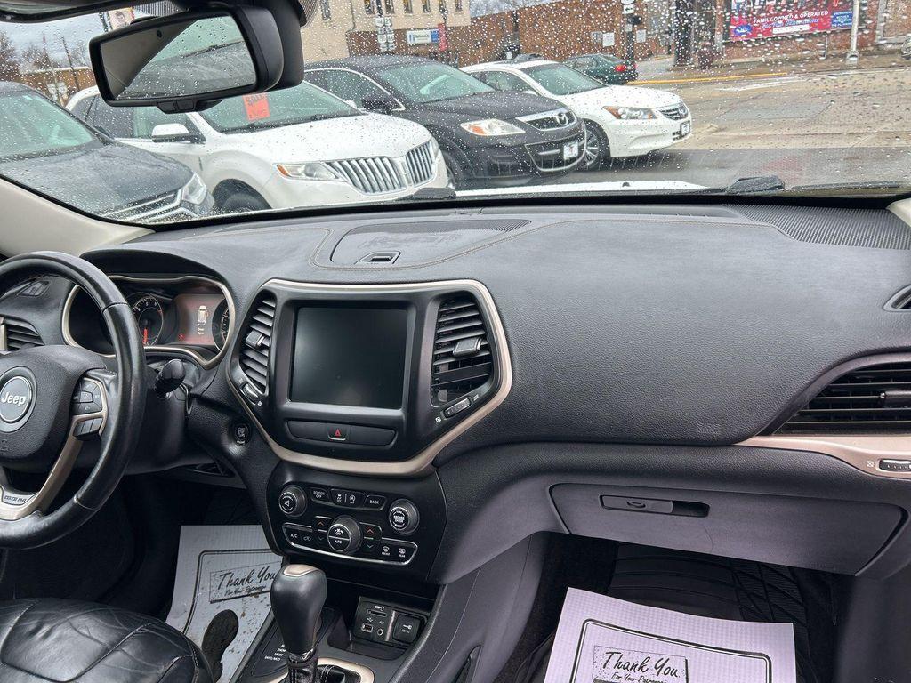 used 2016 Jeep Cherokee car, priced at $10,495