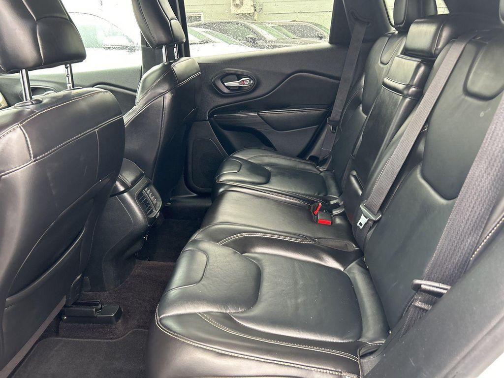 used 2016 Jeep Cherokee car, priced at $10,495