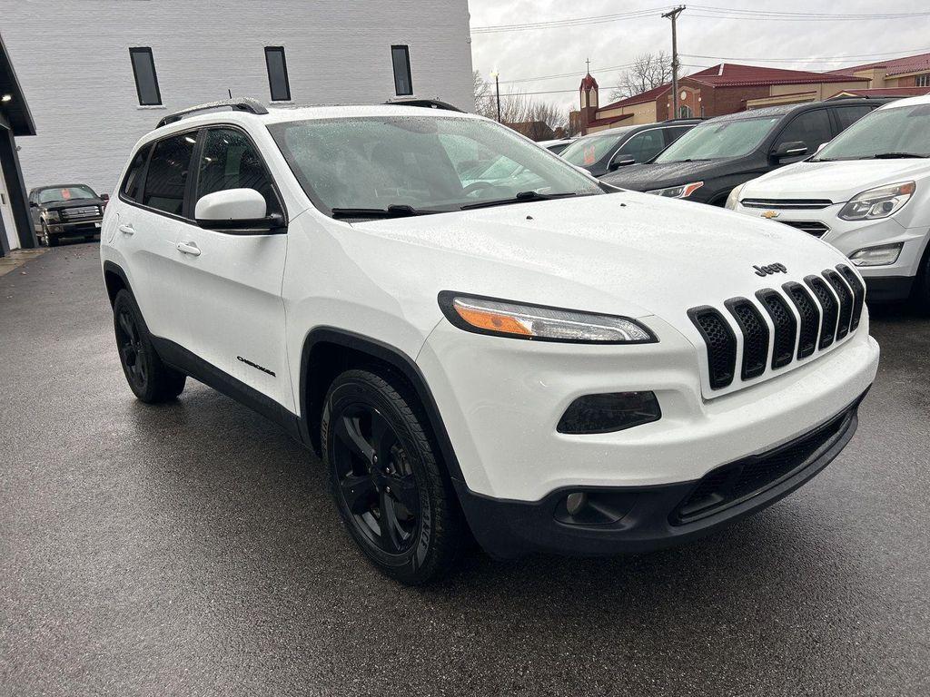 used 2016 Jeep Cherokee car, priced at $10,495