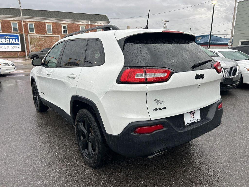 used 2016 Jeep Cherokee car, priced at $10,495