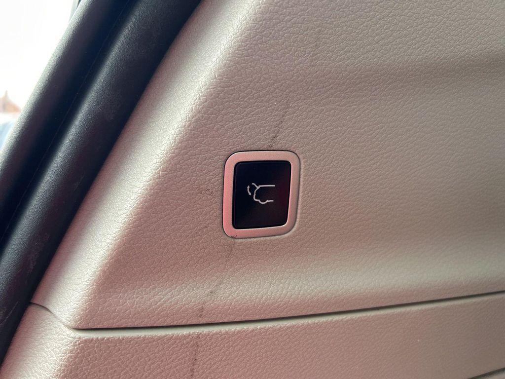 used 2019 Chrysler Pacifica car, priced at $15,295