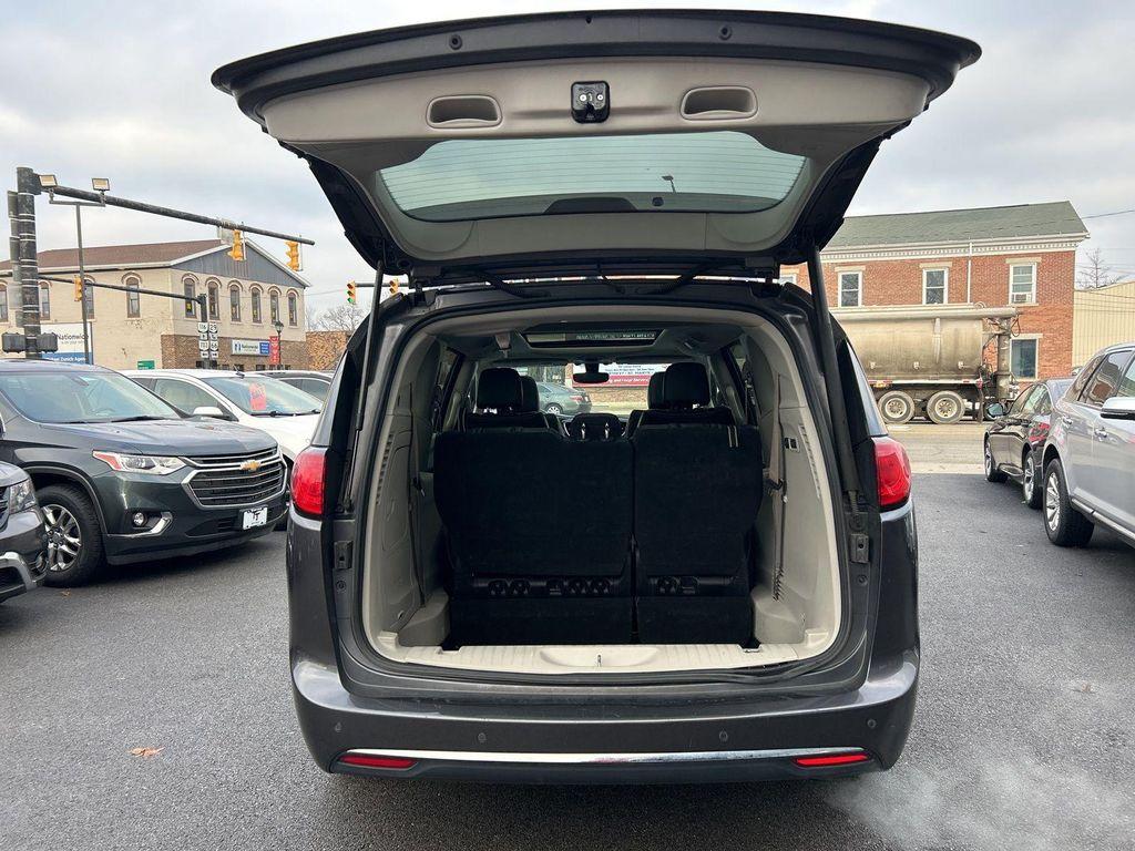 used 2019 Chrysler Pacifica car, priced at $15,295