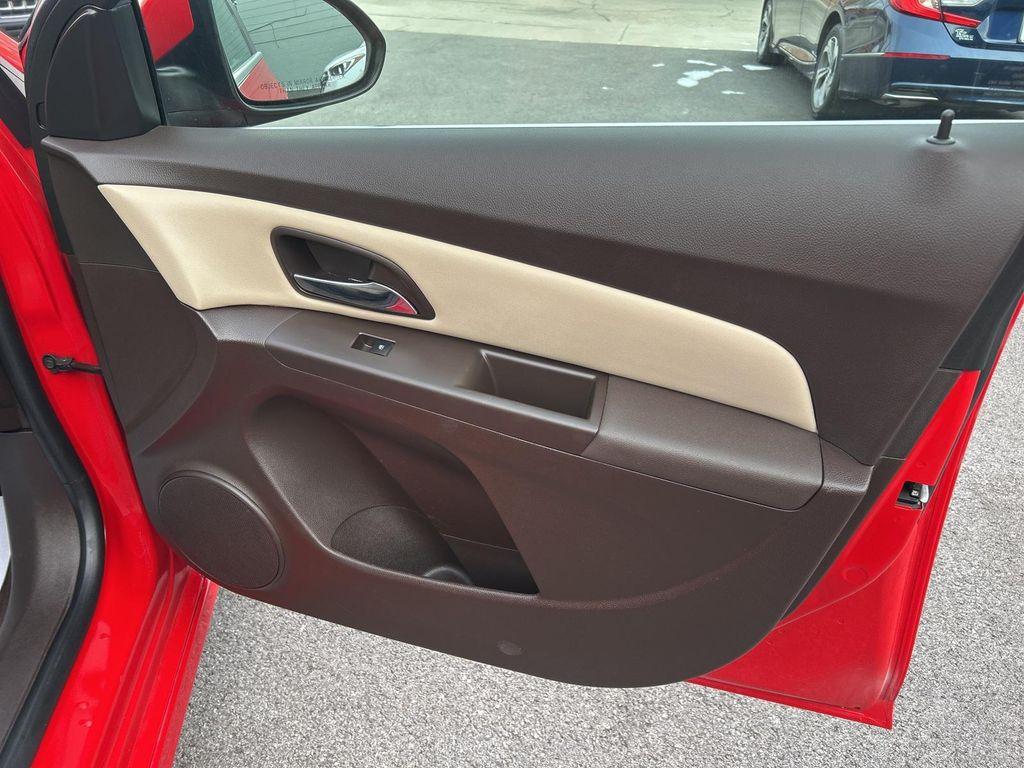 used 2014 Chevrolet Cruze car, priced at $9,995