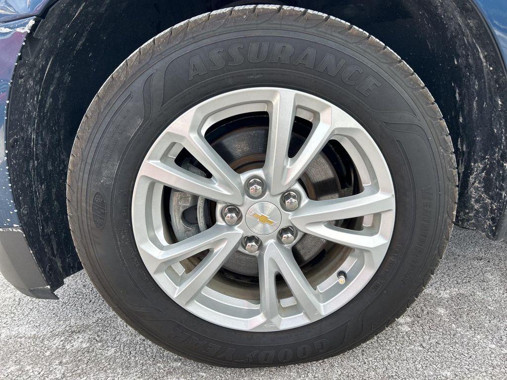 used 2017 Chevrolet Equinox car, priced at $10,495