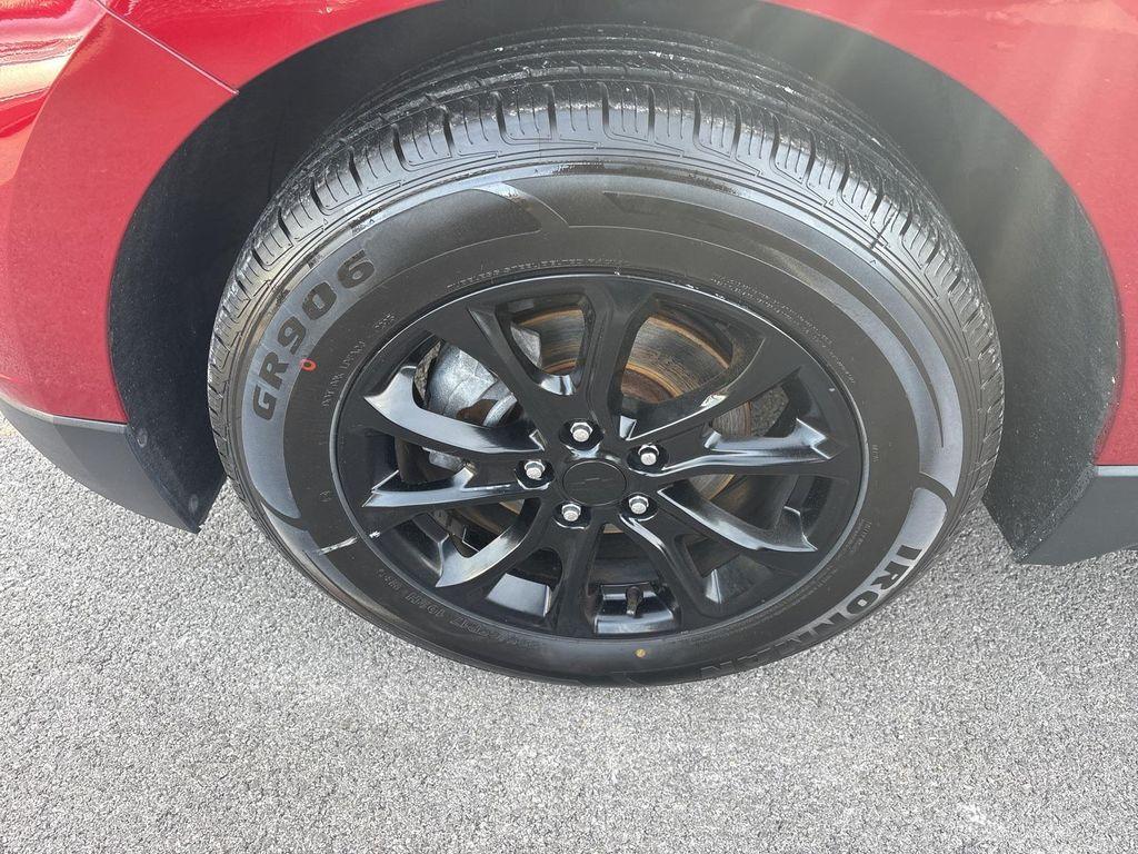 used 2019 Chevrolet Equinox car, priced at $12,995