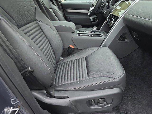 new 2025 Land Rover Discovery car, priced at $71,328