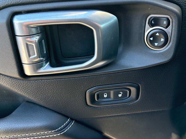 used 2019 Jeep Wrangler Unlimited car, priced at $28,546