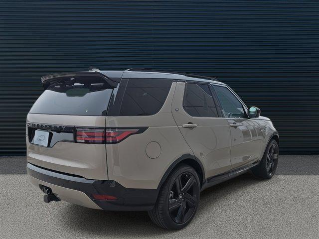 new 2025 Land Rover Discovery car, priced at $77,053