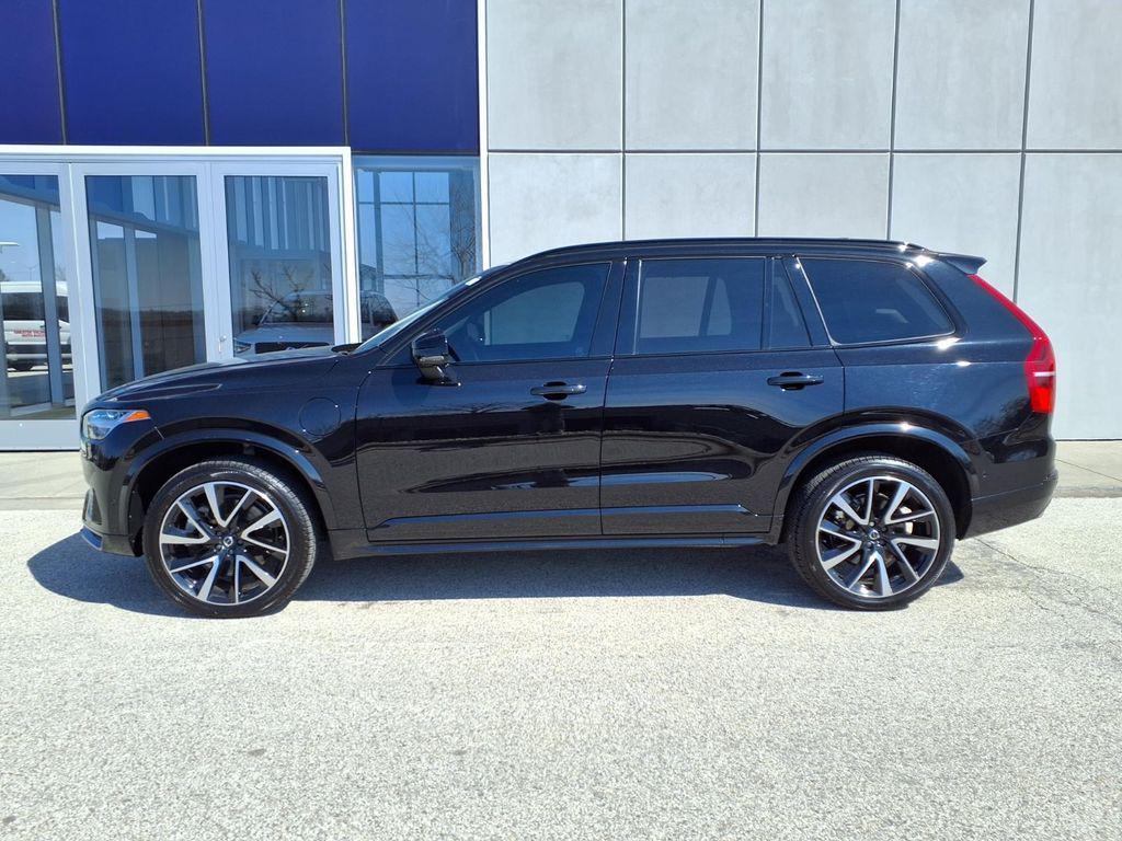 used 2023 Volvo XC90 Recharge Plug-In Hybrid car, priced at $46,391