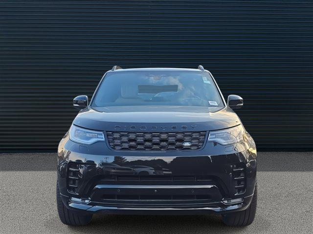 new 2025 Land Rover Discovery car, priced at $84,153