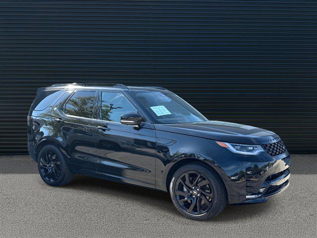 used 2025 Land Rover Discovery car, priced at $62,418