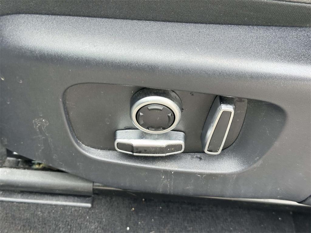 used 2021 Land Rover Discovery Sport car, priced at $17,888