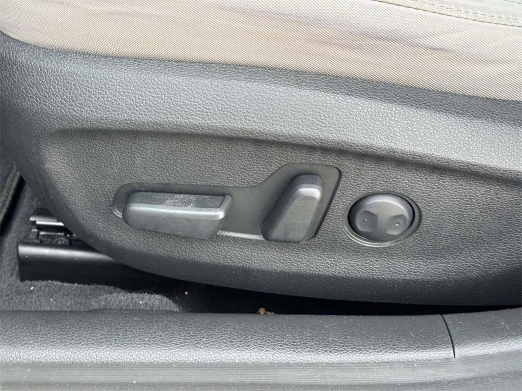 used 2015 Hyundai Sonata car, priced at $11,500