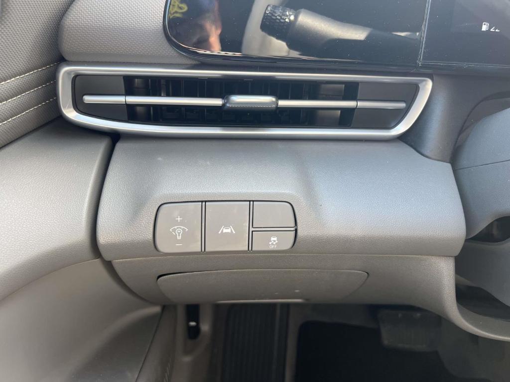 used 2023 Hyundai Elantra car, priced at $18,980