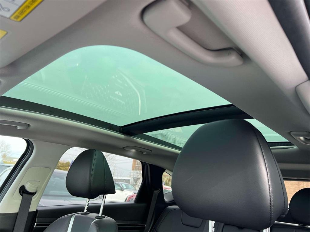 used 2022 Hyundai TUCSON Hybrid car, priced at $24,992