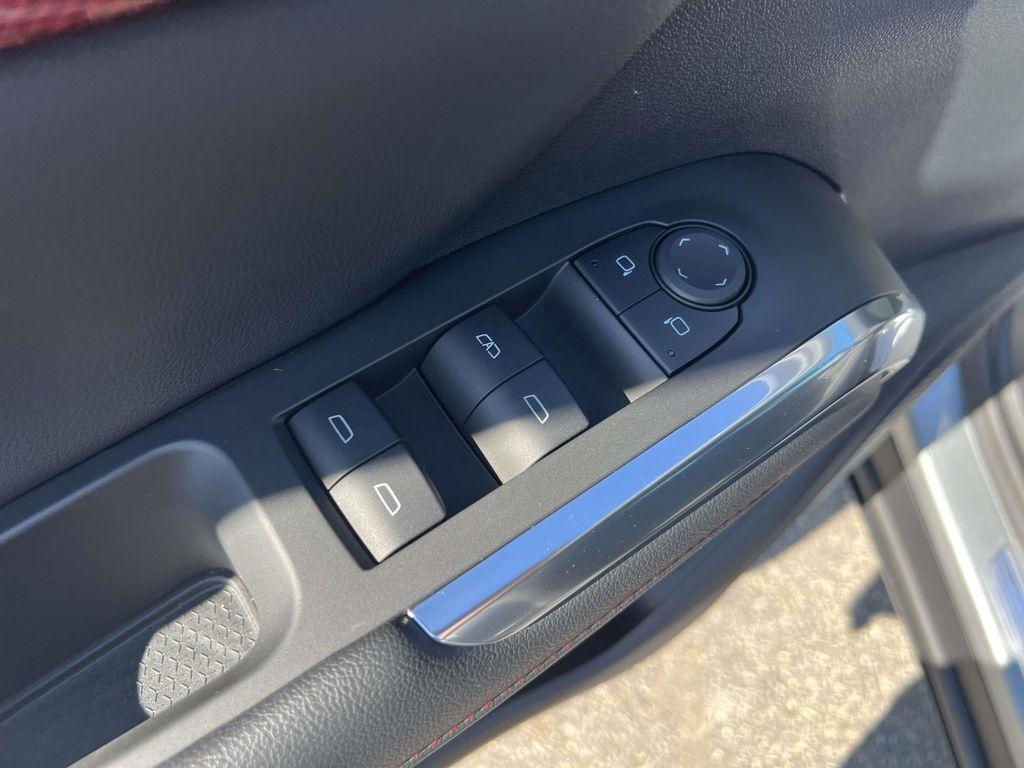 used 2024 Chevrolet Traverse car, priced at $45,800