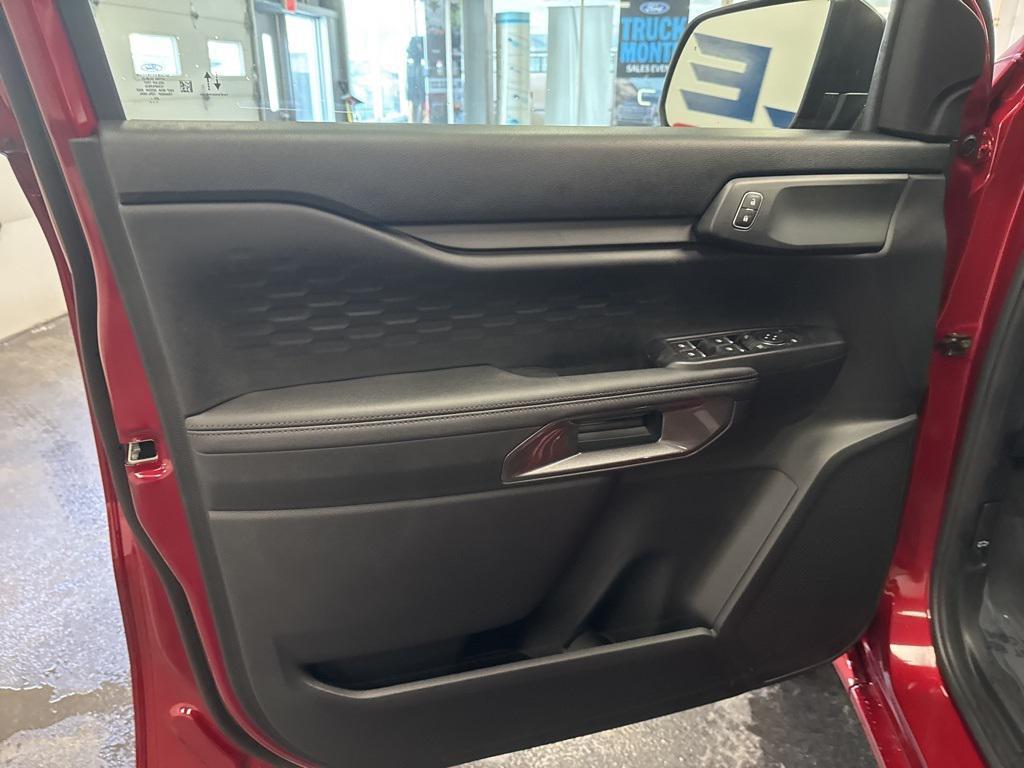 new 2025 Ford Ranger car, priced at $40,990