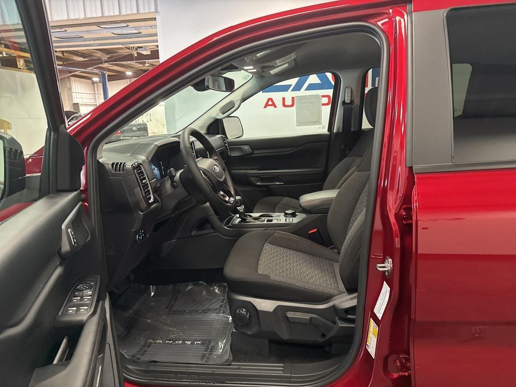new 2025 Ford Ranger car, priced at $40,990