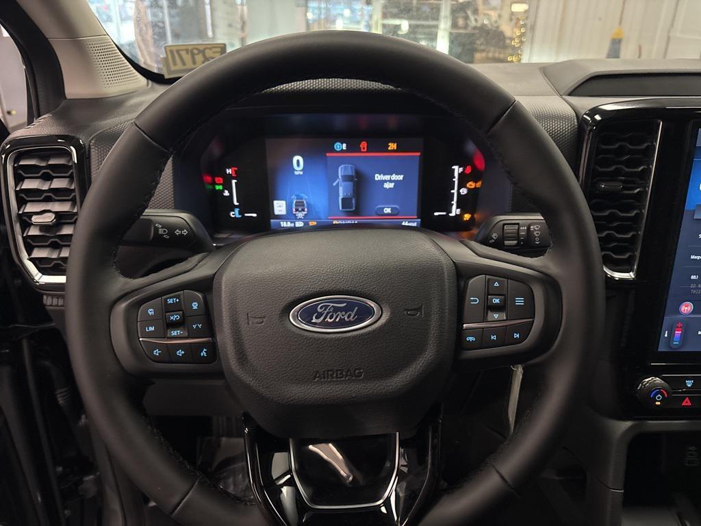 new 2025 Ford Ranger car, priced at $40,990