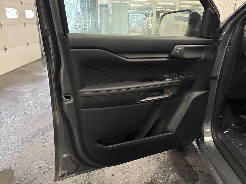 new 2025 Ford Ranger car, priced at $40,990