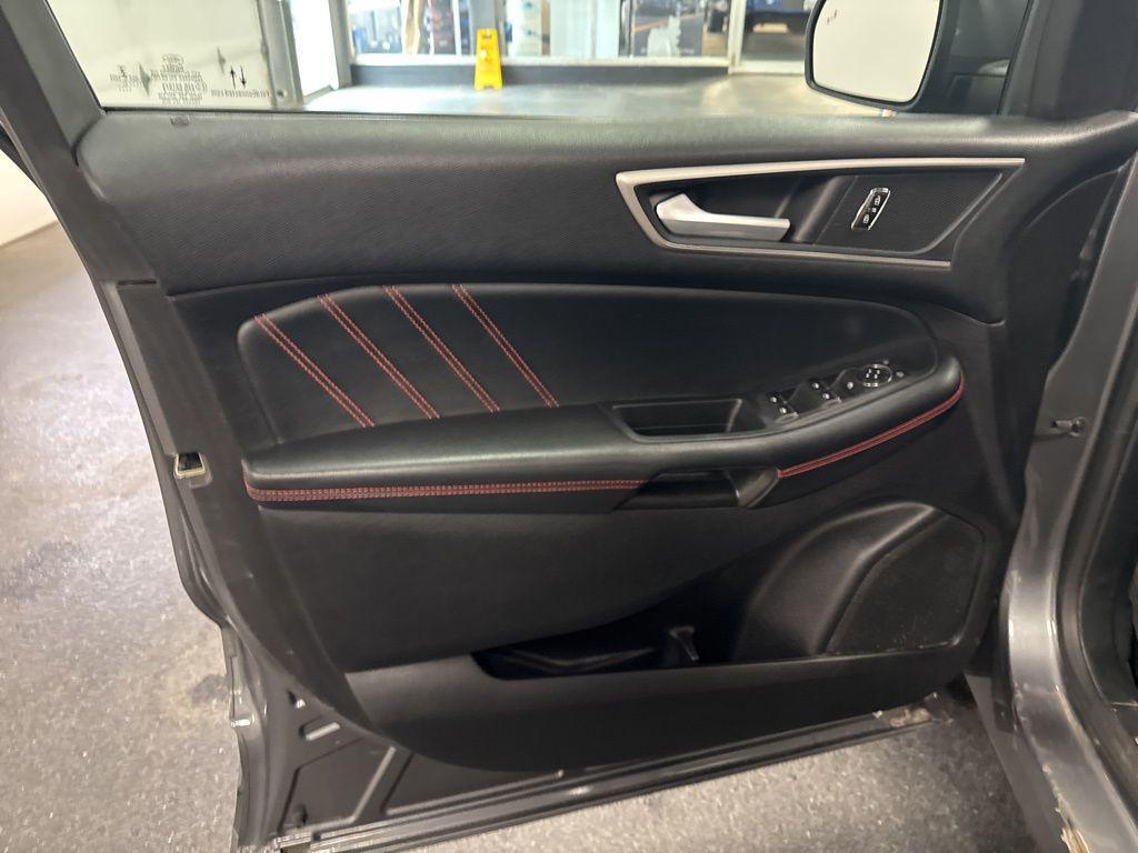 used 2021 Ford Edge car, priced at $22,980