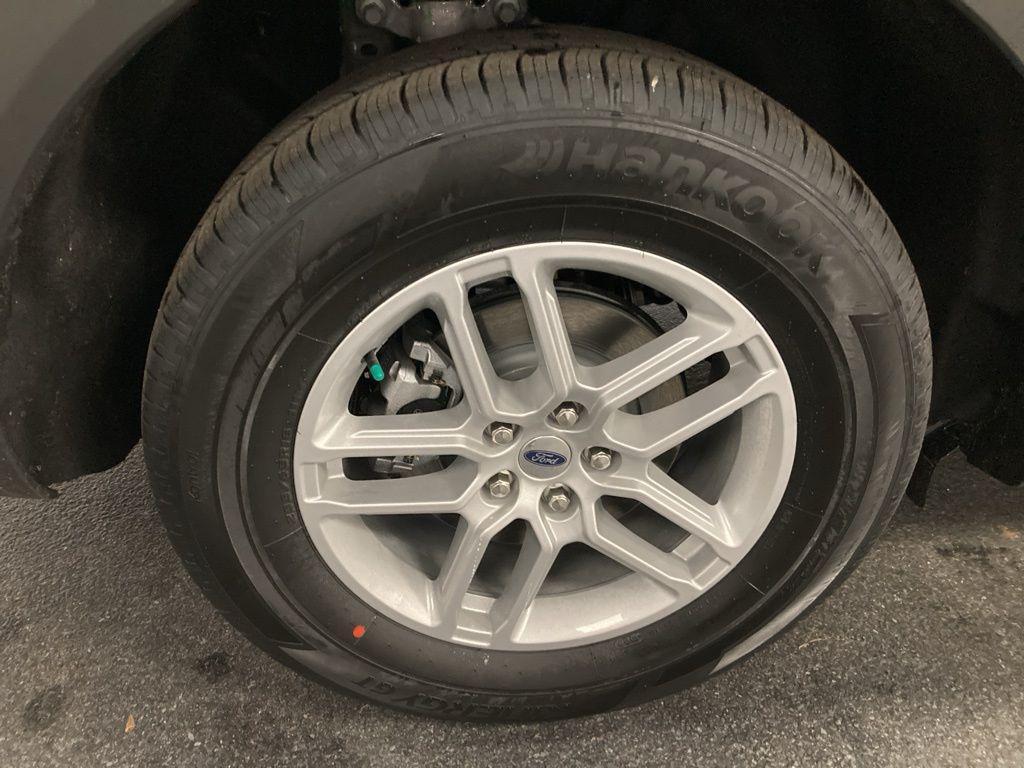 new 2026 Ford Explorer car, priced at $39,990