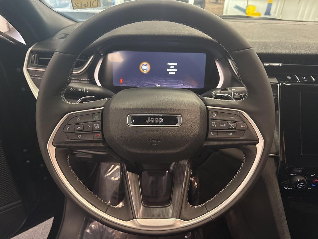 used 2025 Jeep Grand Cherokee L car, priced at $42,990