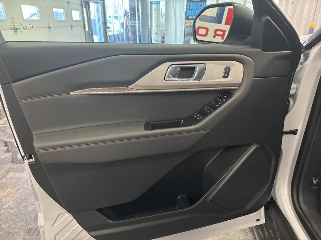 new 2026 Ford Explorer car, priced at $39,990
