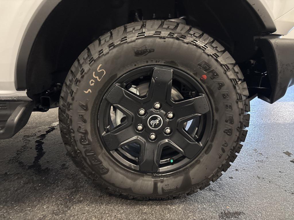 new 2025 Ford Bronco car, priced at $50,490