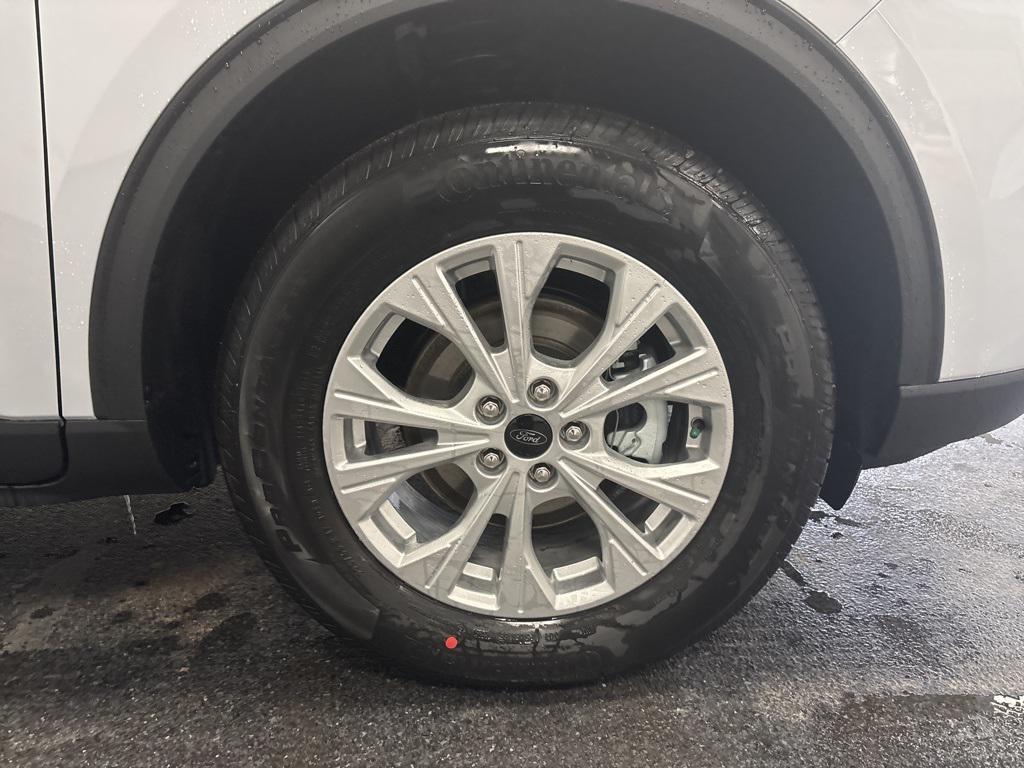 new 2026 Ford Escape car, priced at $29,990