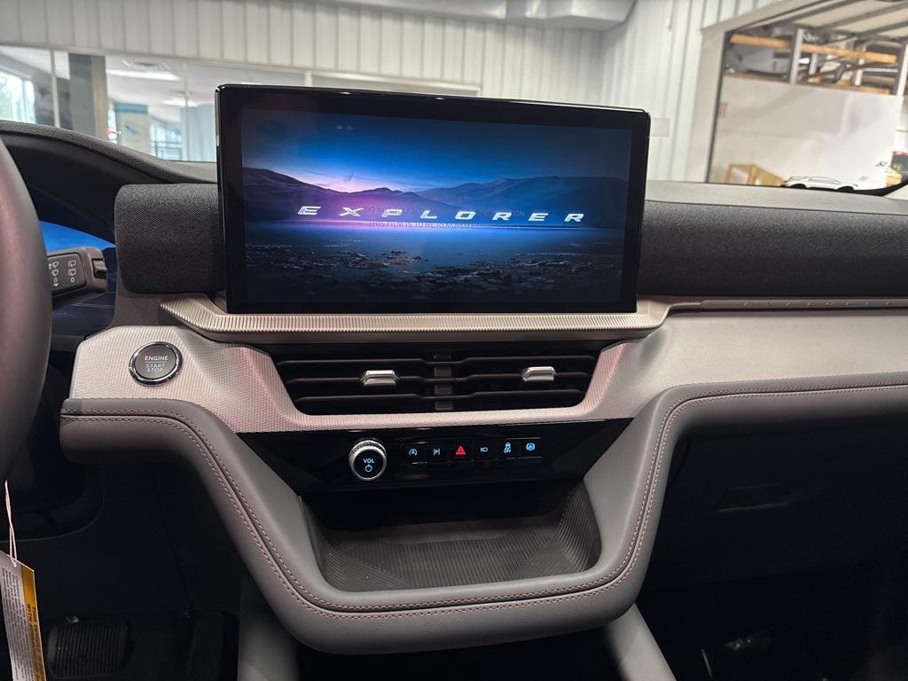 new 2025 Ford Explorer car, priced at $38,990