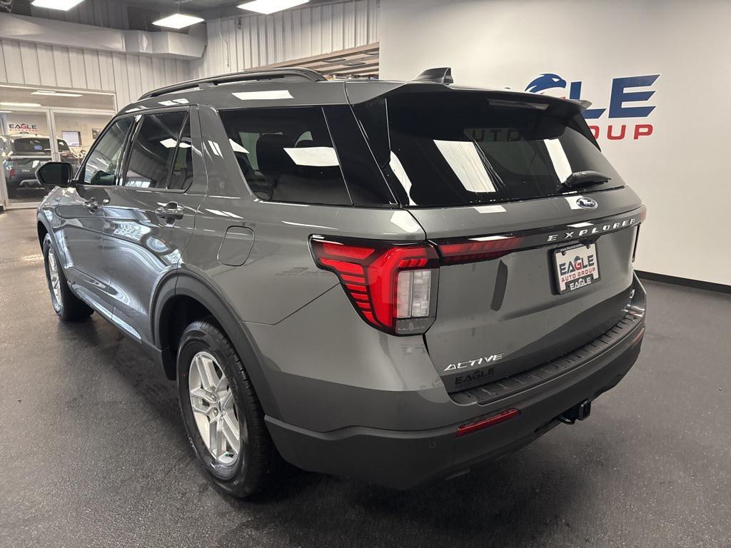 new 2025 Ford Explorer car, priced at $38,990