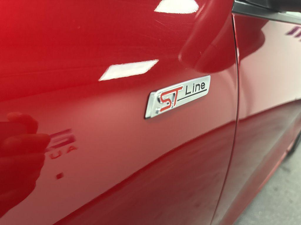 used 2024 Ford Escape car, priced at $25,990